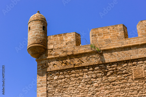 Fotografia, Obraz Low-angle shot of corner of a tower battlement