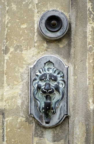 Lionhead Doorbell