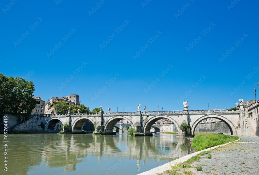 Fototapeta premium bridge on Tiber river in Rome, Italy
