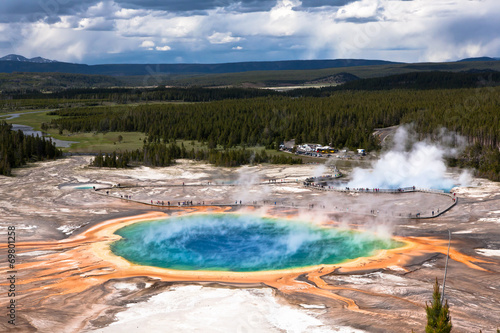 USA - Yellowstone NP, prismatic pool