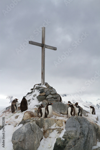 memorial Cross at the site where the British wintering and Gento photo