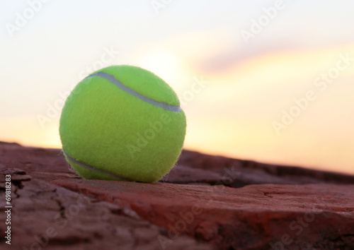Tennis ball © Swapan