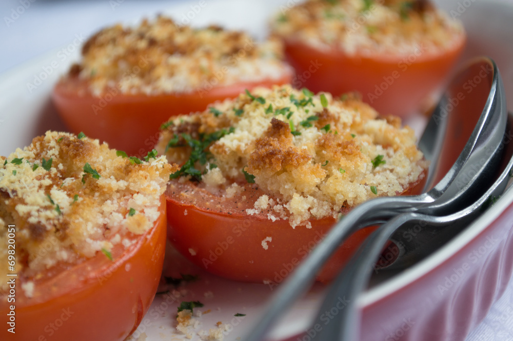 Baked tomatoes with 2 spoons Baked tomatoes with 2 spoons