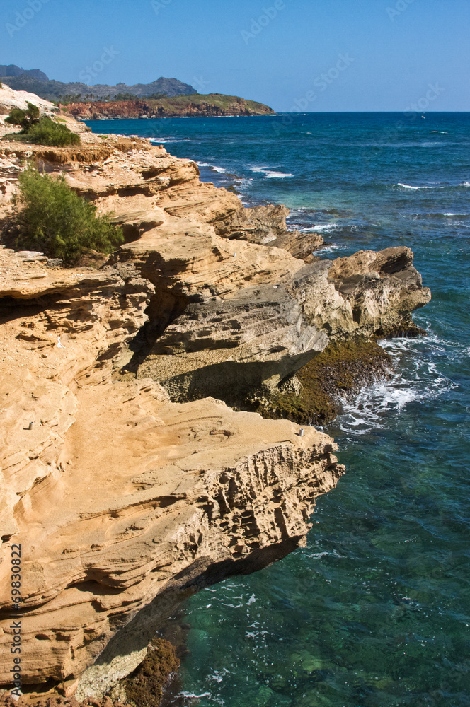 Obraz premium Kauai's Rocky Coast