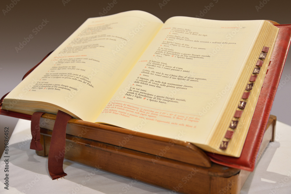 Fototapeta premium libro messale