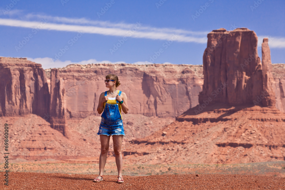 USA - girl in Monument valley tribal park
