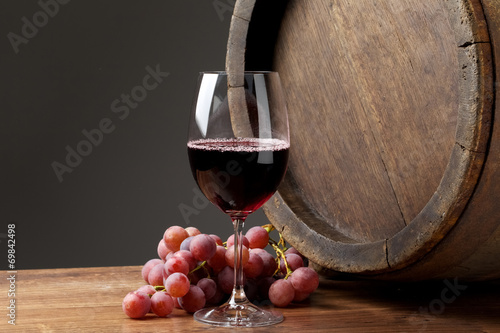 Fotografija Wine with barrel