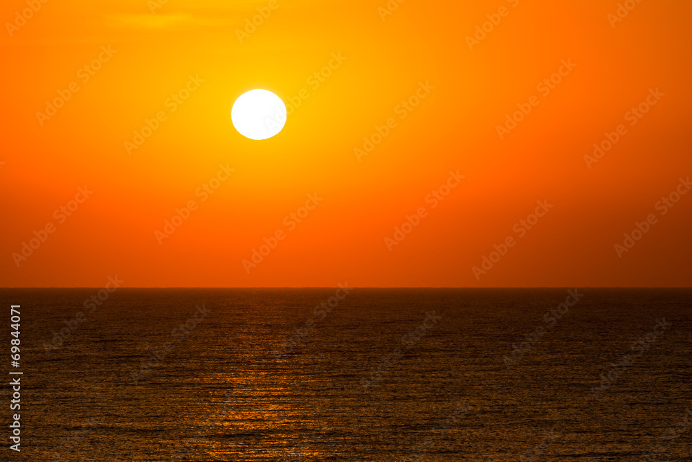 Morning Sunrise Sky Over The Ocean Morning Sunrise Sky Over The Ocean
