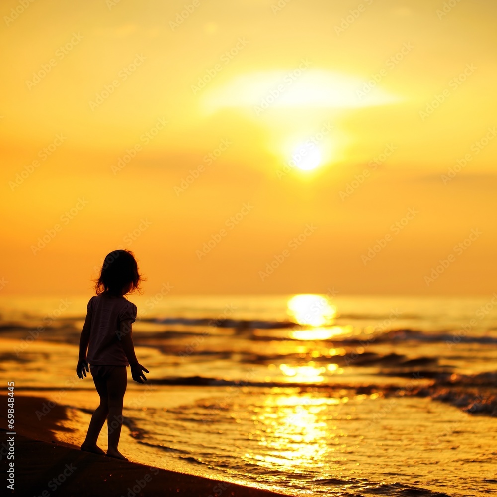 A child by the sea
