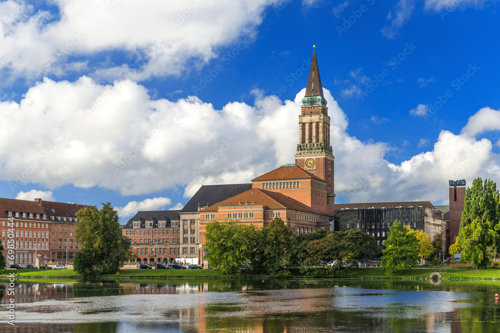 Kiel am Kleinen Kiel mit Rathausturm und Opernhaus  3425