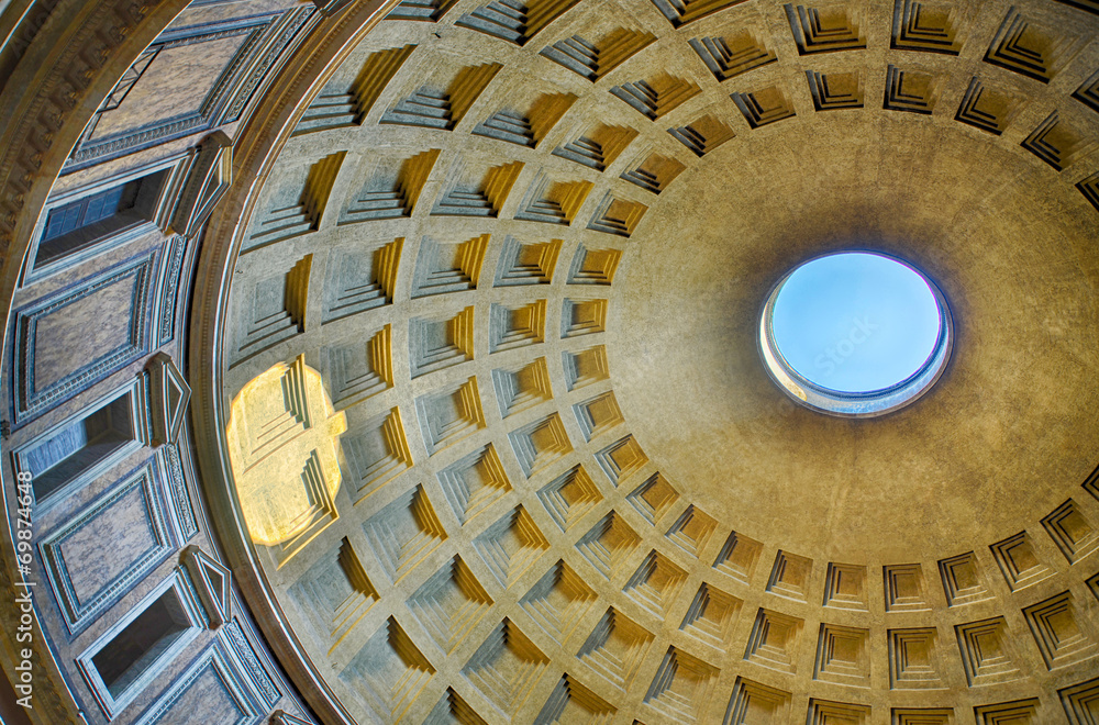 Fototapeta premium Roman Pantheon hole and reflection