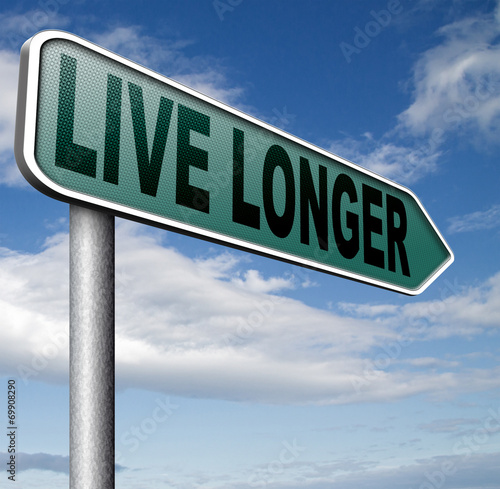 live longer sign © kikkerdirk