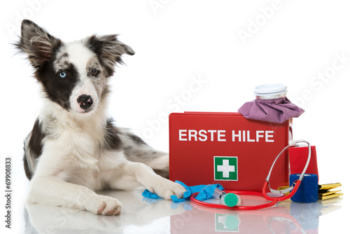 Fototapeta Naklejka Na Ścianę i Meble -  Erste Hilfe