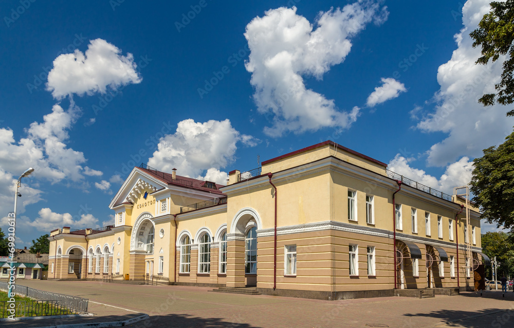 Konotop railway station in Ukraine, near the border with Russia