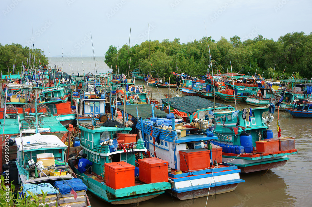 group fishing boat, Vietnam port