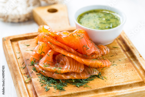 Foto Gravadlax, Scandinavian-style smoked salmon