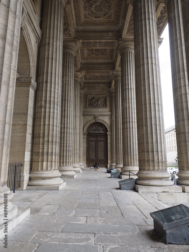 Obraz premium Iglesia de Saint Sulpice en París