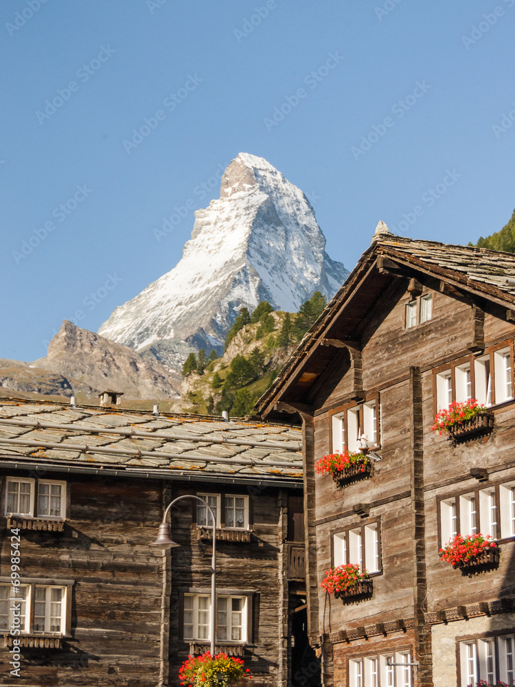 Zermatt, Dorf, Holzhäuser, Bergbauer, Alpen, Sommer, Schweiz