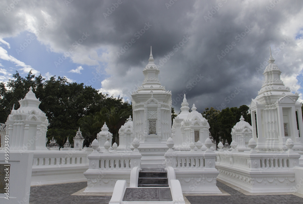 buddhist cemetary for ancient dynasty
