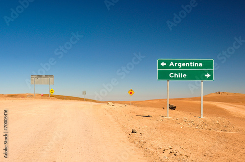 Canvastavla Let's go Argentina! Oh Nevermind, Let's Go Chile!