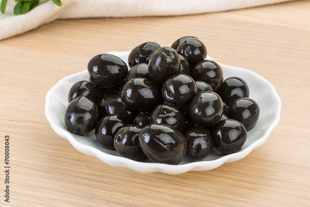 Black olives Black olives