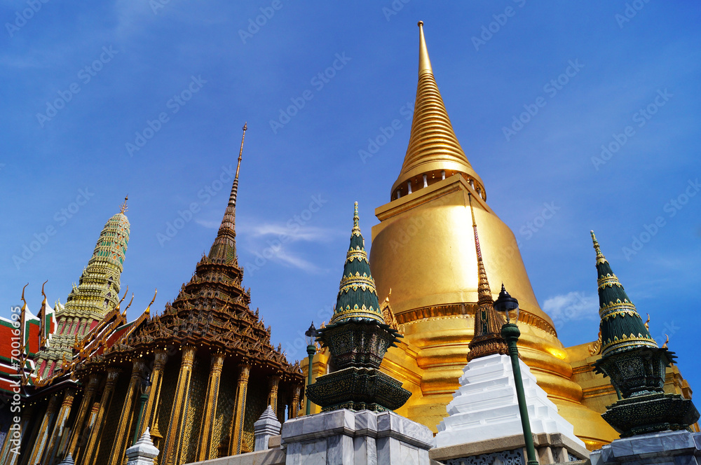 Fototapeta premium Pagoda in Temple of the Emerald Buddha or Wat Phra Kaew in Bang
