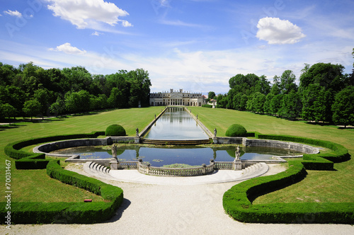 Gardens of a Venetian villa