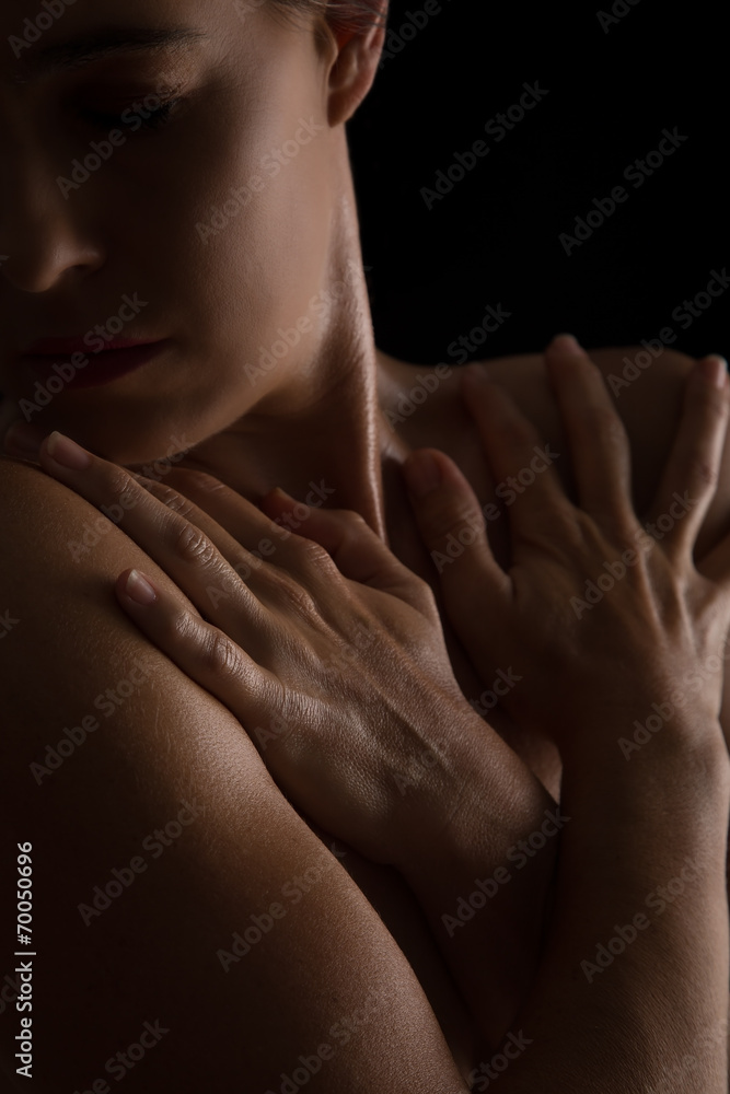 Obraz premium Body scape of woman neck and hand emotion artistic conversion