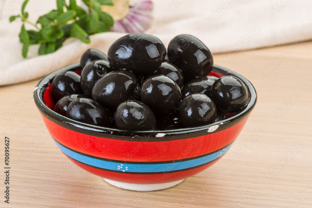 Black olives Black olives