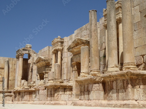 Anfiteatro en Jerash photo