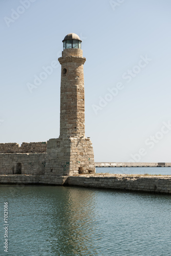 Leuchtturm im venezianischen Hafen in Rethymnon, Kreta, Griechenland