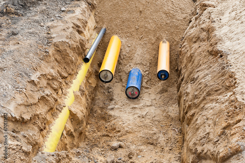 Neue Gasrohre und Wasserrohre werden verlegt