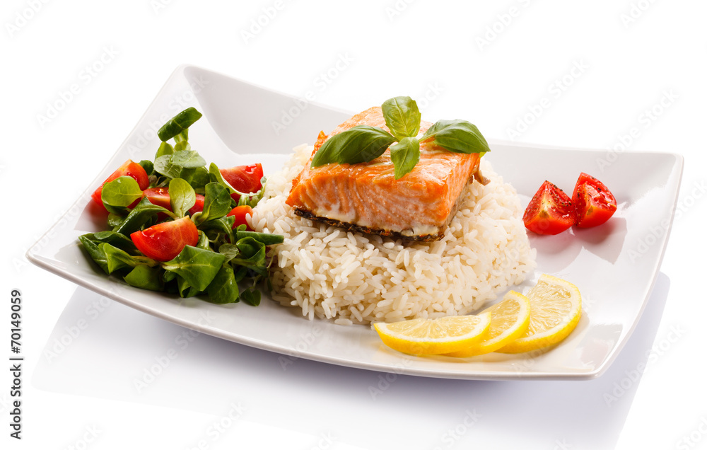Grilled salmon, white rice and vegetables Grilled salmon, white rice and vegetables