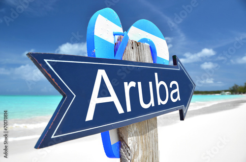 Aruba arrow on the beach © pincasso