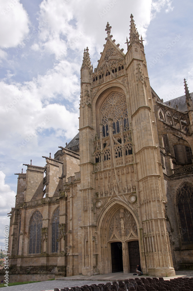 Façade de la Cathédrale Saint Etienne de Limoges