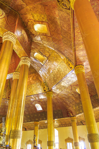 Swedaw Myat Temple in Yangon, Myanmar photo