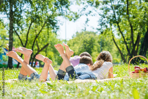 Obraz na płótnie Weekend in park w salonie