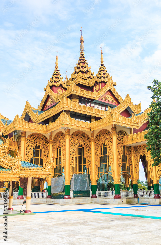 Kyauk Taw Gyi temple in Yangon, Myanmar