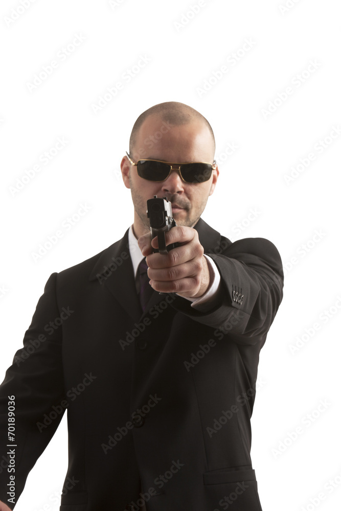 Obraz premium Man holding gun