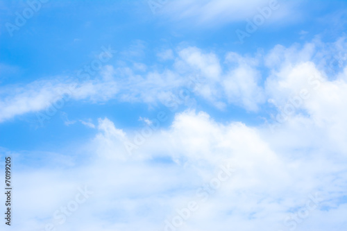 blur white cloud and blue sky background image.