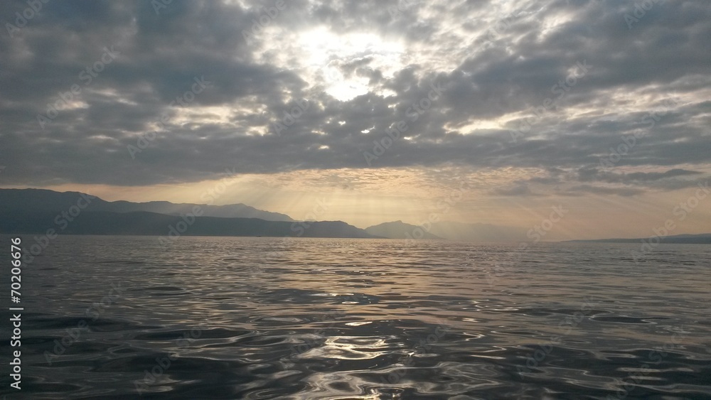 Obraz premium Rayons sur l'Adriatique