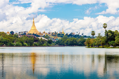 Принти на полотні Shwedagon pagoda in Yagon, Myanmar