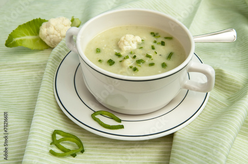 Obraz na płótnie cauliflower soup w salonie