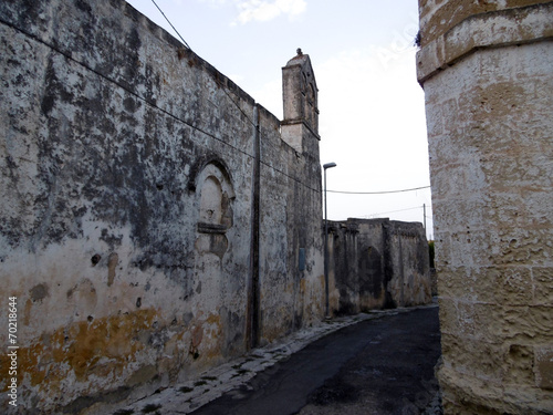 narrow street in the old town of jerusalem