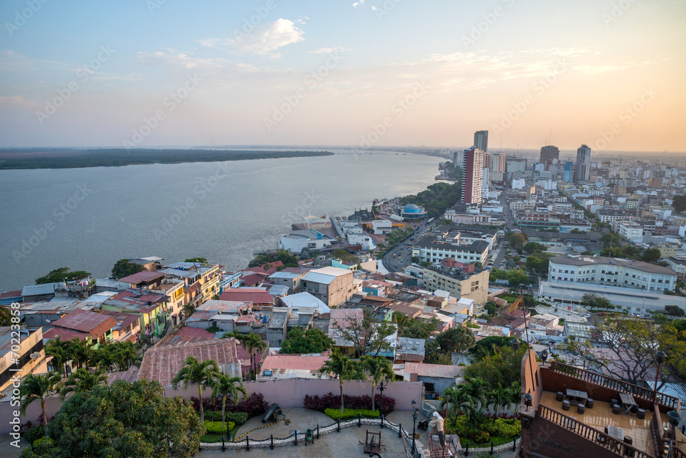 High view of the city of Guayaquil and it's river
