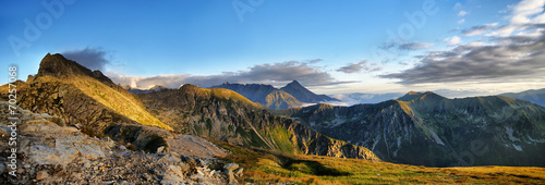 Panorama okolic Świnicy w Tatrach, Polska photo