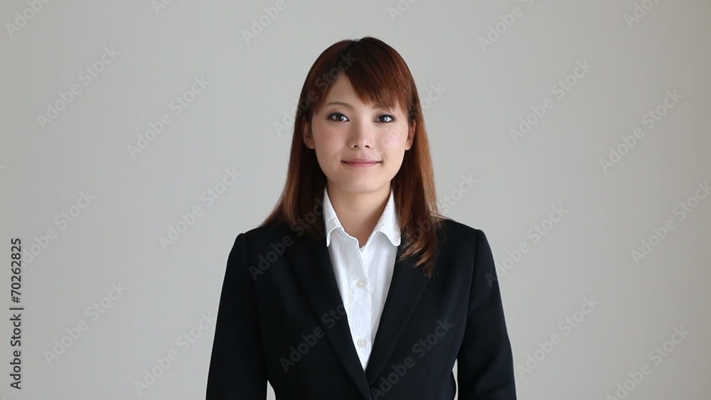 御辞儀する女の子2