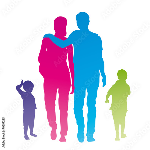 Junge Familie mit zwei kleinen Kindern - Silhouette, Erziehung, Gesellschaft, Bildung, Wohnen