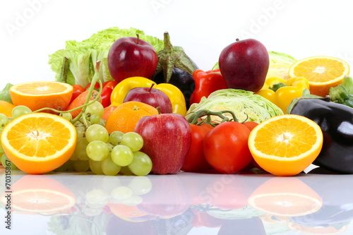 Fototapeta Naklejka Na Ścianę i Meble -  Frutta e verdura