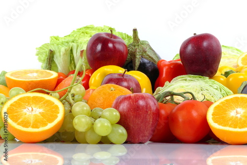 Fototapeta Naklejka Na Ścianę i Meble -  Frutta e verdura